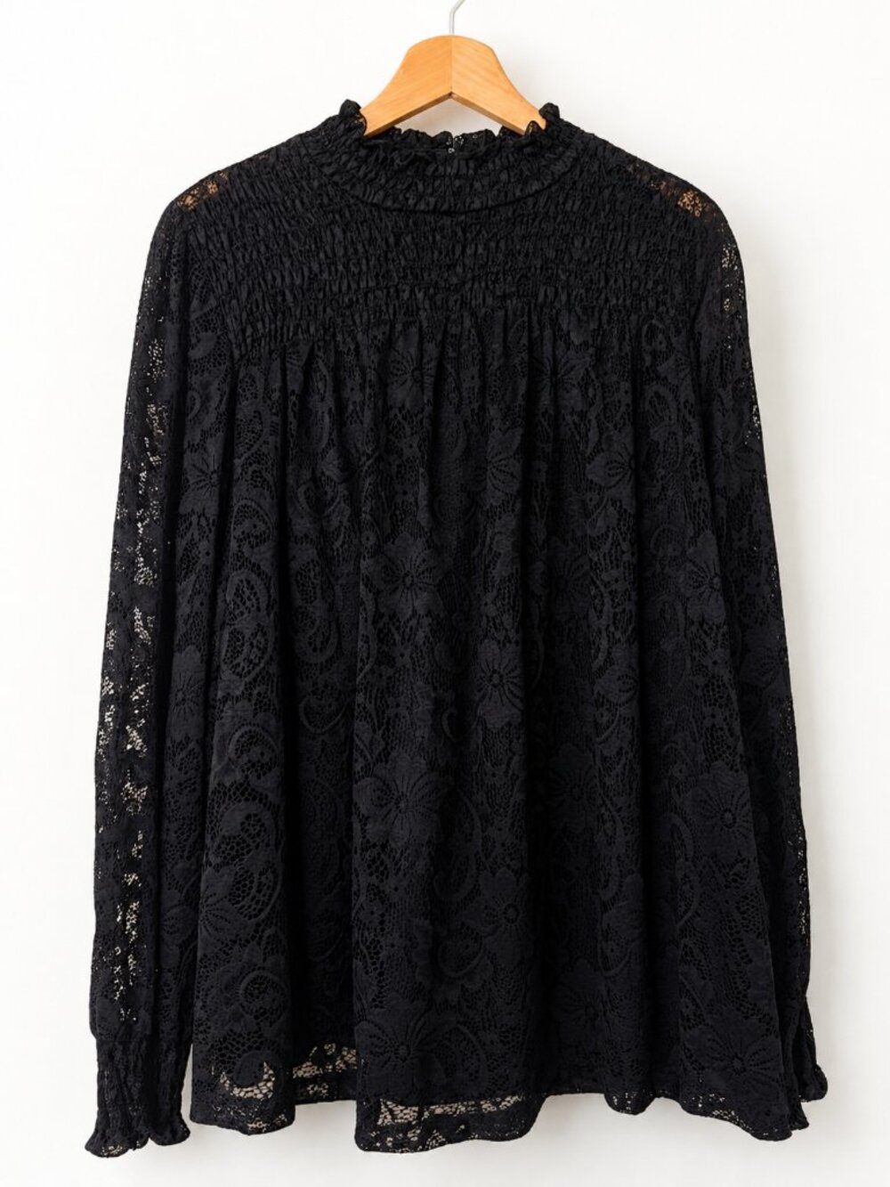 Cable & Gauge Cable & Gauge 2X Black Lace Mock Neck Blouse Lined Floral Top - Picture 3 of 6